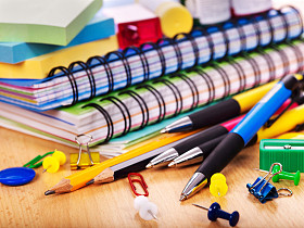 学校办公用品.图片