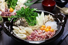 日本鸡肉火锅菜图片