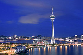 根据天空 n 著名旅游塔的澳门的城市景