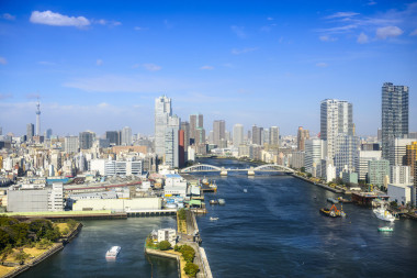 東京，日本在隅田川圖片