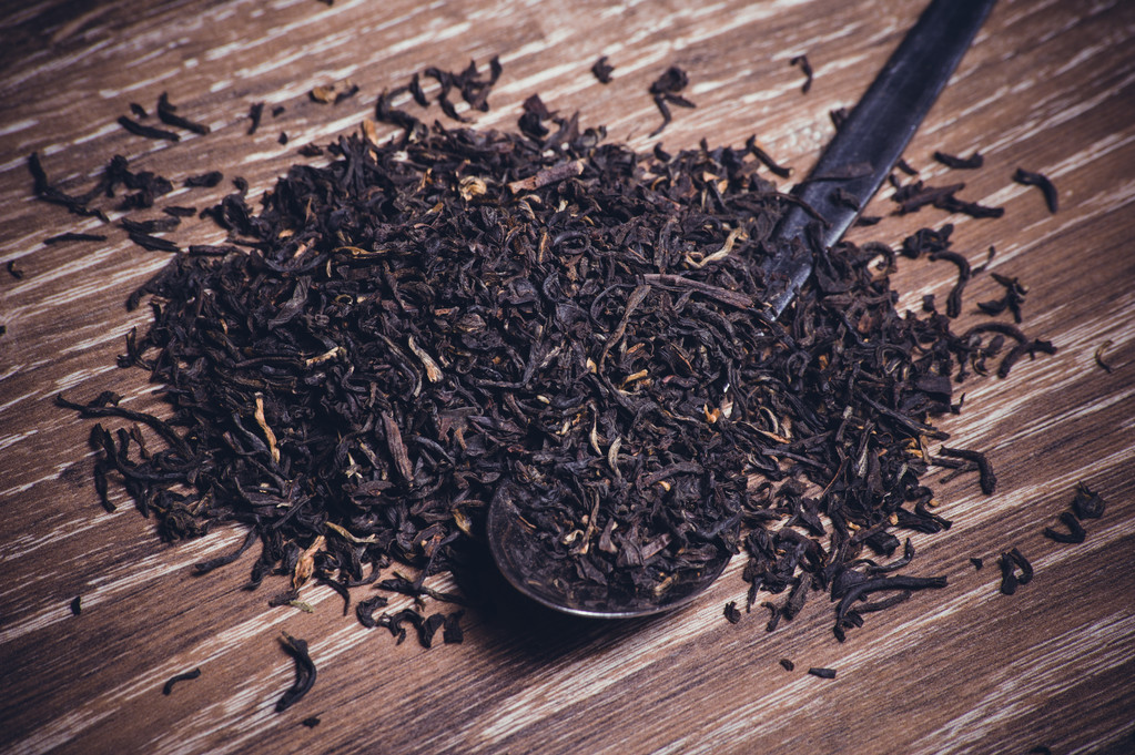 黑色干茶叶汤匙