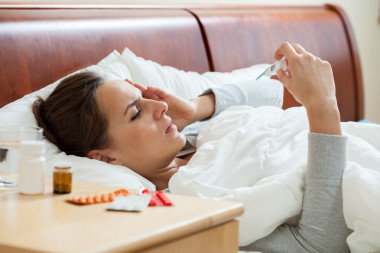 有高发热的女人图片