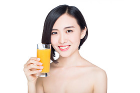 中国女人用橙