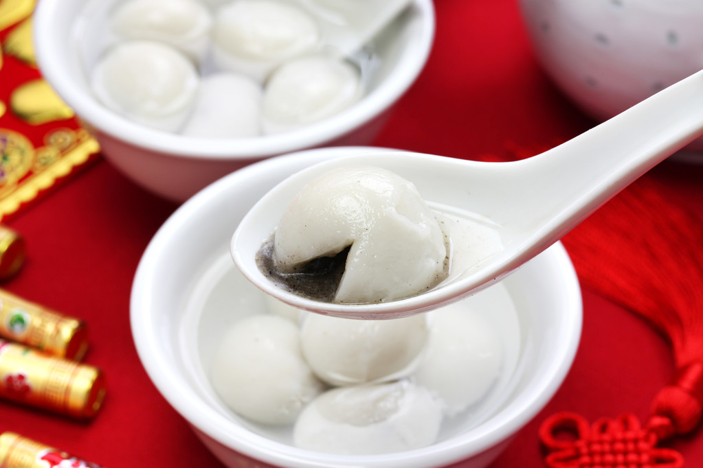 唐元、 原宪、 贺年食品照片