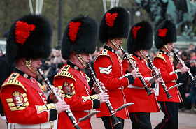 皇后区警卫行军和播放音乐