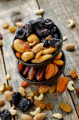 各种干果和坚果图片