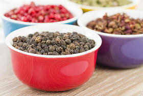 混合的胡椒图片