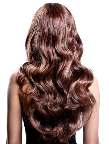 與長長的卷發(fā)的黑發(fā)女人