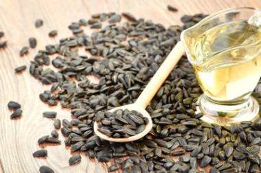 向日葵種子和油圖片