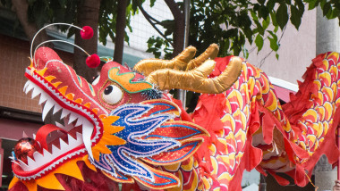 街頭藝術(shù)節(jié)中國(guó)龍圖片