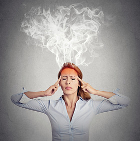 女人想得太辛苦蒸汽来出来的头