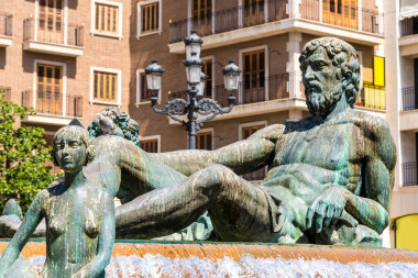 喷泉在 Valencia 力拓图里