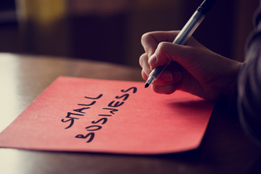 概念性手寫(xiě)的小企業(yè)，在紙上