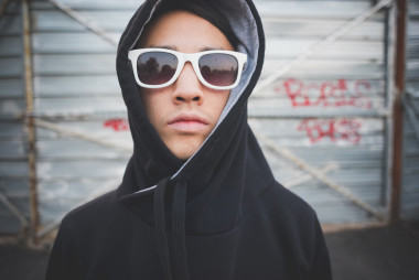 亞洲的嘻哈鎮(zhèn)上的人