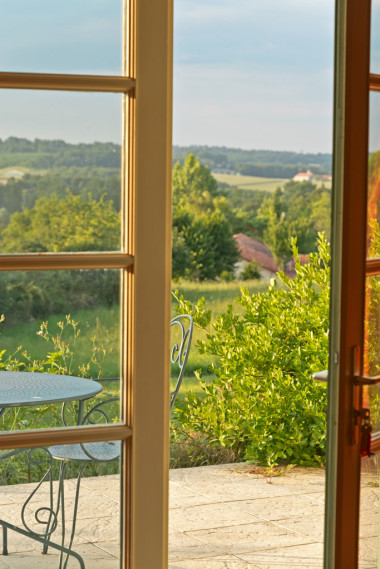 查看整個鋪砌的露臺