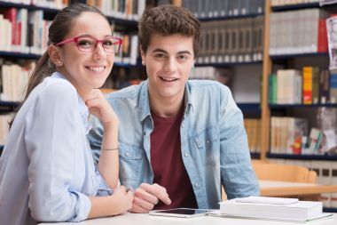 同學(xué)們一起學(xué)習(xí)