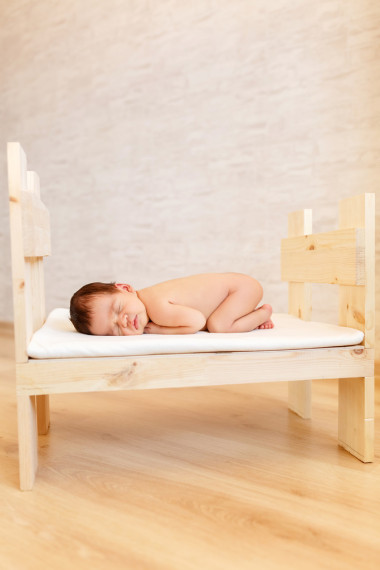 初生婴儿睡图片