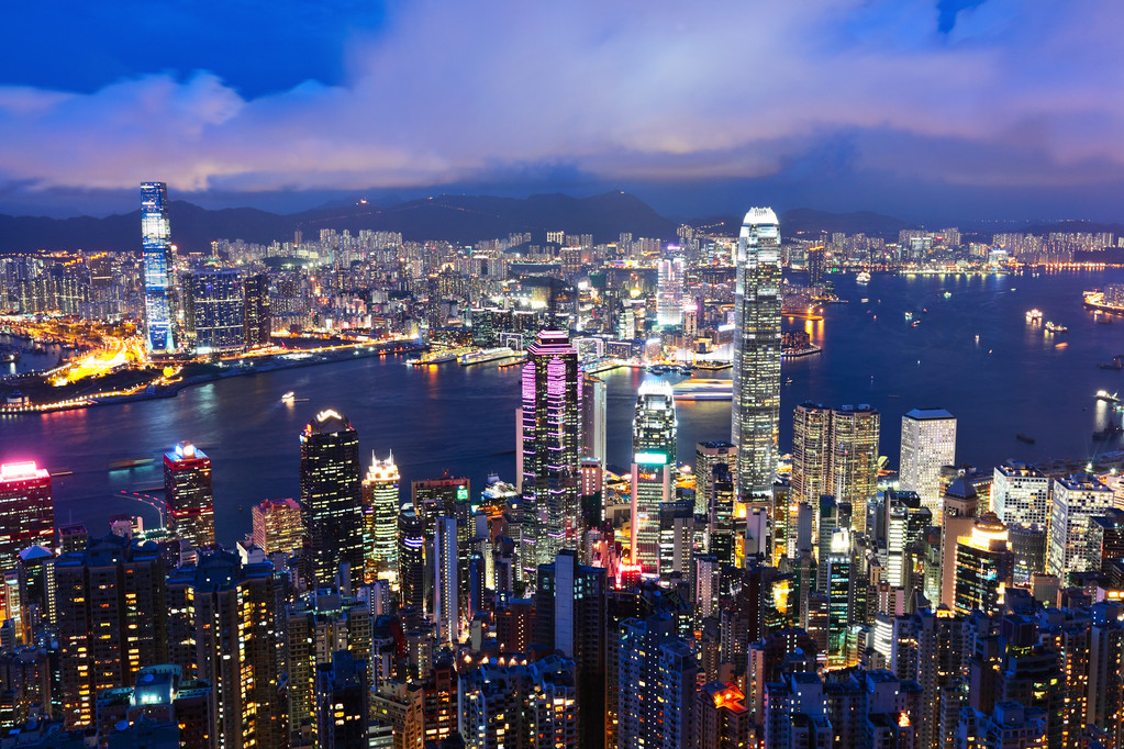 在晚上的香港城