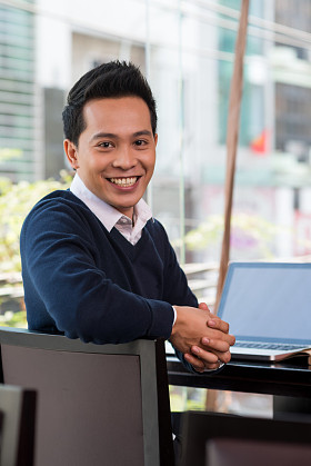 快乐的越南商人