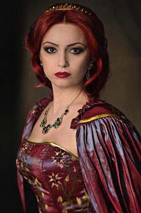 中世纪的女王的肖像图片