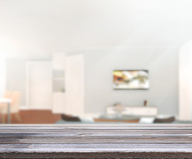 表顶部和模糊办公室背景