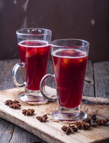 甜酒木板和古代的表照片