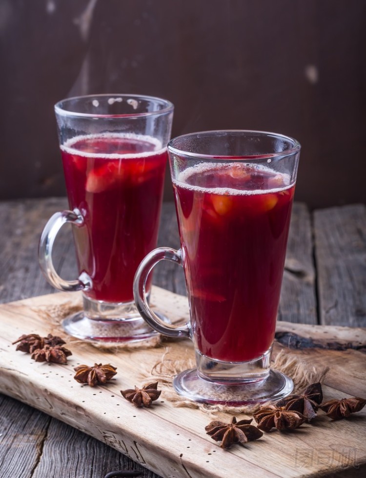 甜酒木板和古代的表照片