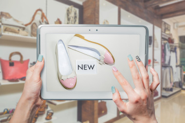 網(wǎng)上鞋店，在網(wǎng)上拍賣圖片