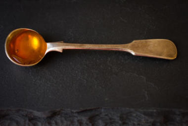 蜂蜜，楓糖漿灑上巧克力照片