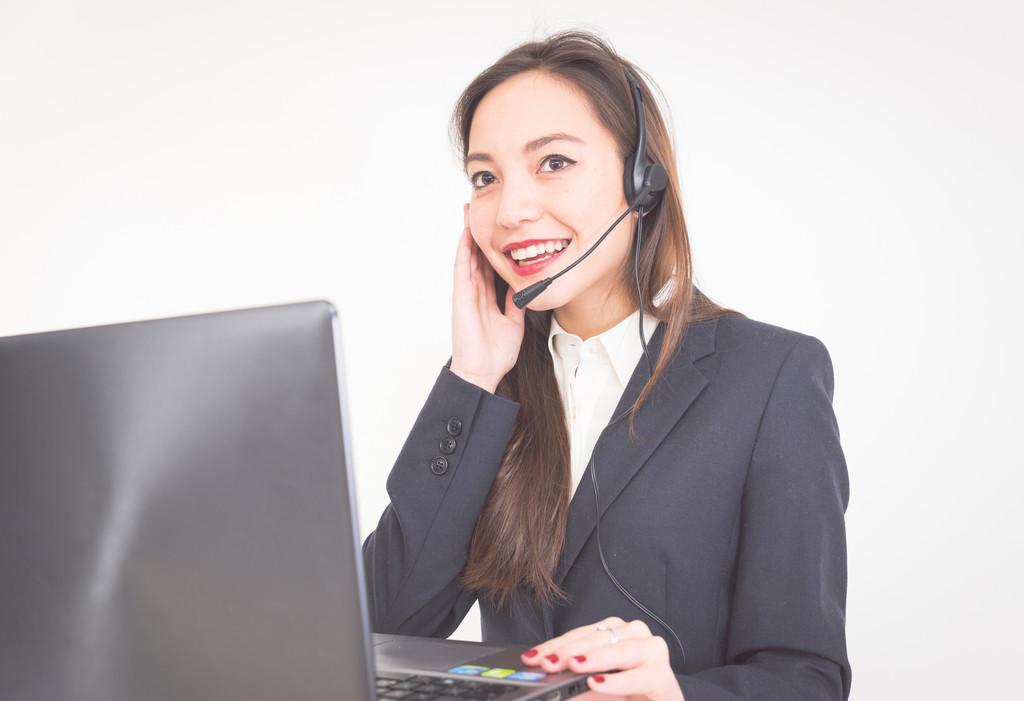 亚洲雇主在客户服务工作图片 亚洲雇主在客户服务工作图片