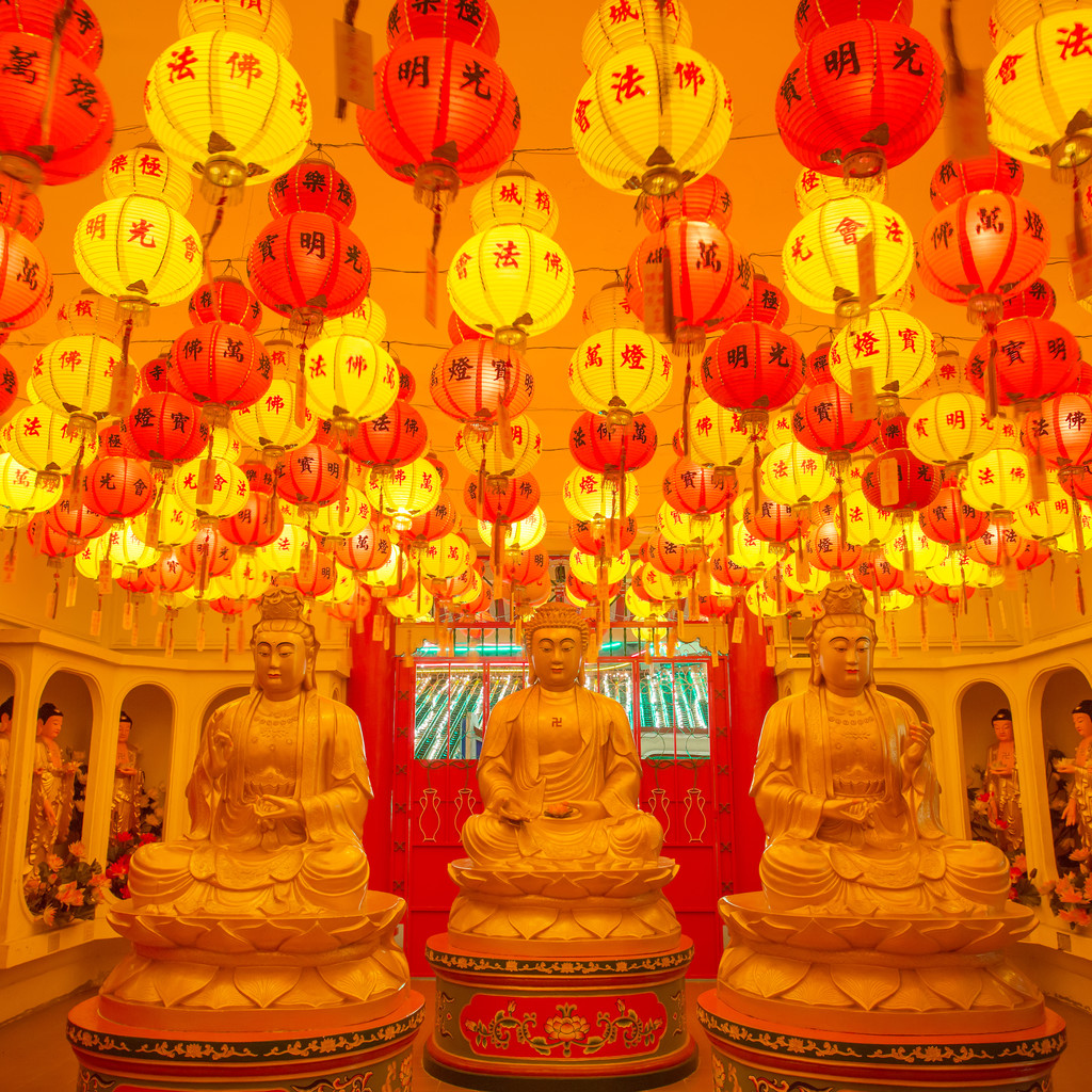 神像在极乐寺