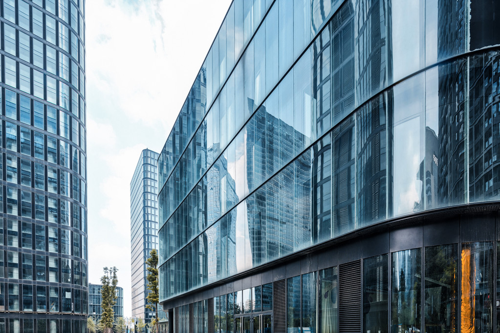 在现代城市的摩天大楼图片 在现代城市的摩天大楼图片