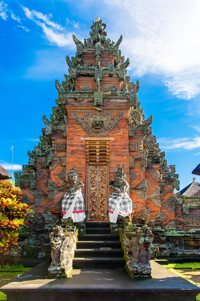 主入口的国寺在印度尼西亚巴厘岛
