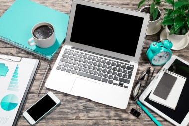 新聞、 筆記本電腦、 平板電腦