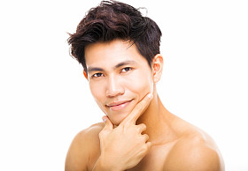 特写年轻英俊的男人脸 图片