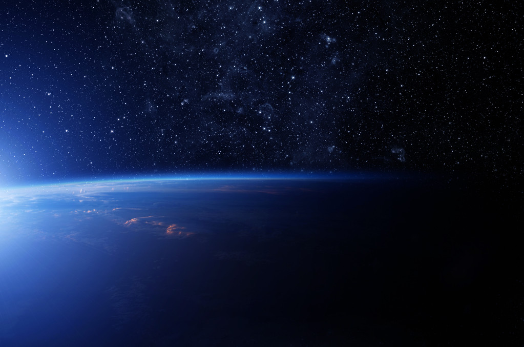 行星地球从空间。由美国国家航空航天局提供的这张图片的一些元素