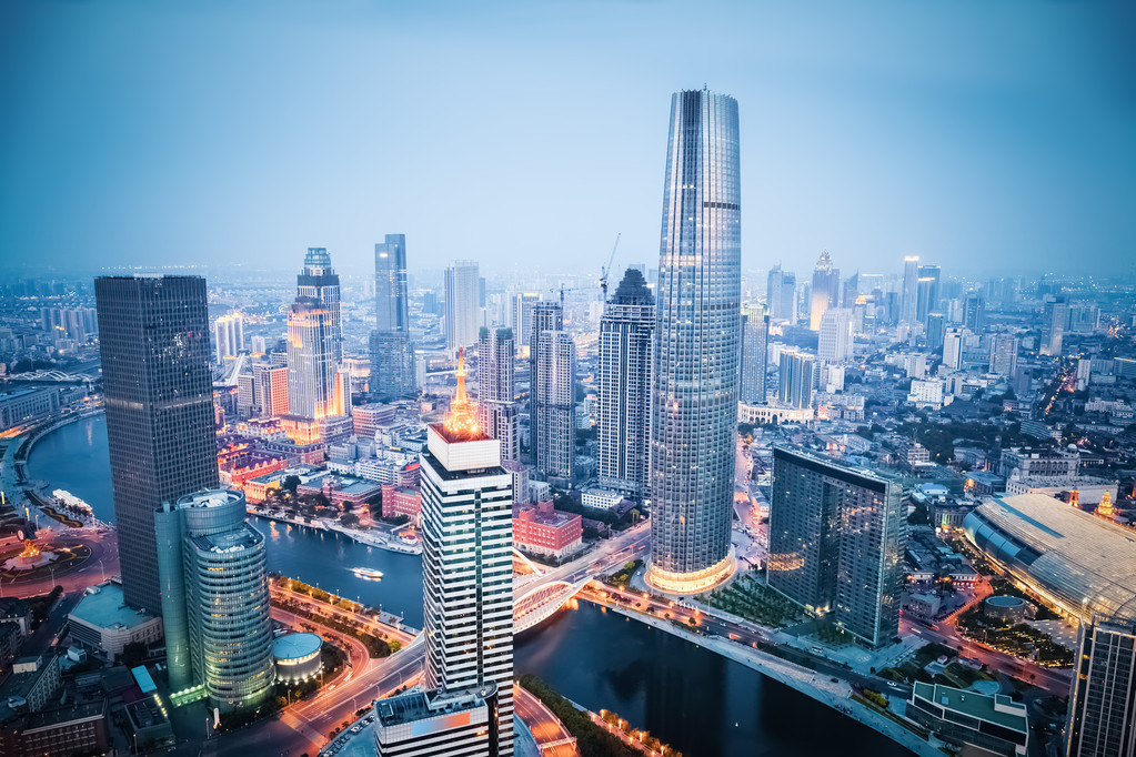 天津在黄昏的鸟瞰图 天津在黄昏的鸟瞰图