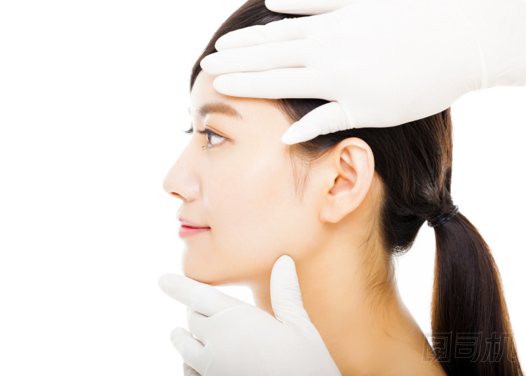 醫(yī)療美容概念特寫年輕女人臉