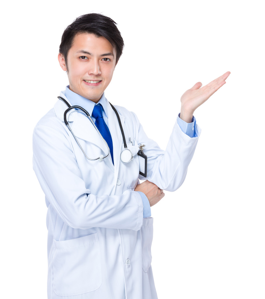 男亚洲医生穿白色上衣图片