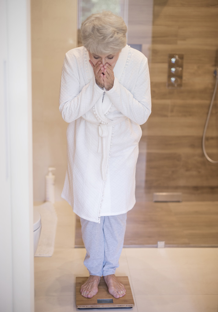 成熟的女人在重量上震惊图片 成熟的女人在重量上震惊图片