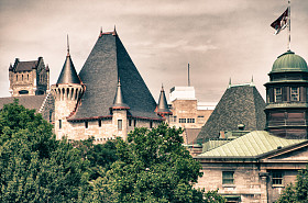 蒙特利尔，加拿大的体系结构