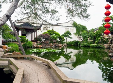 中國(guó)公園在夏天圖片