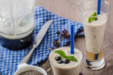 藍(lán)莓奶昔圖片