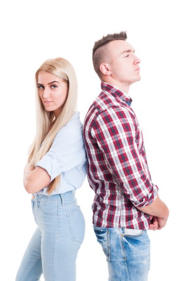 小两口吵架、 争议或战斗后图片