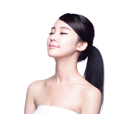 閉著眼睛的女人音樂課