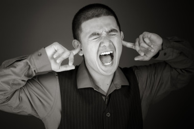 模型堵耳朵用手指图片