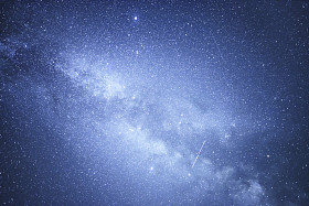 繁星点点的天空