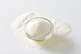 全脂牛奶粉图片