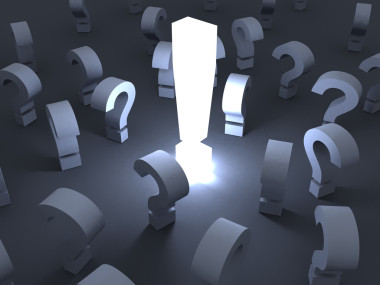 問號和感嘆號。解決方案概念