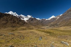 在安第斯山脉的山风景